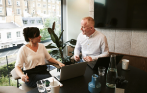 How Franchise Businesses Can Use Guest Posting to Reach New Audiences