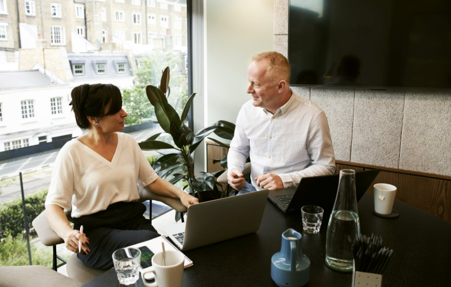 How Franchise Businesses Can Use Guest Posting to Reach New Audiences